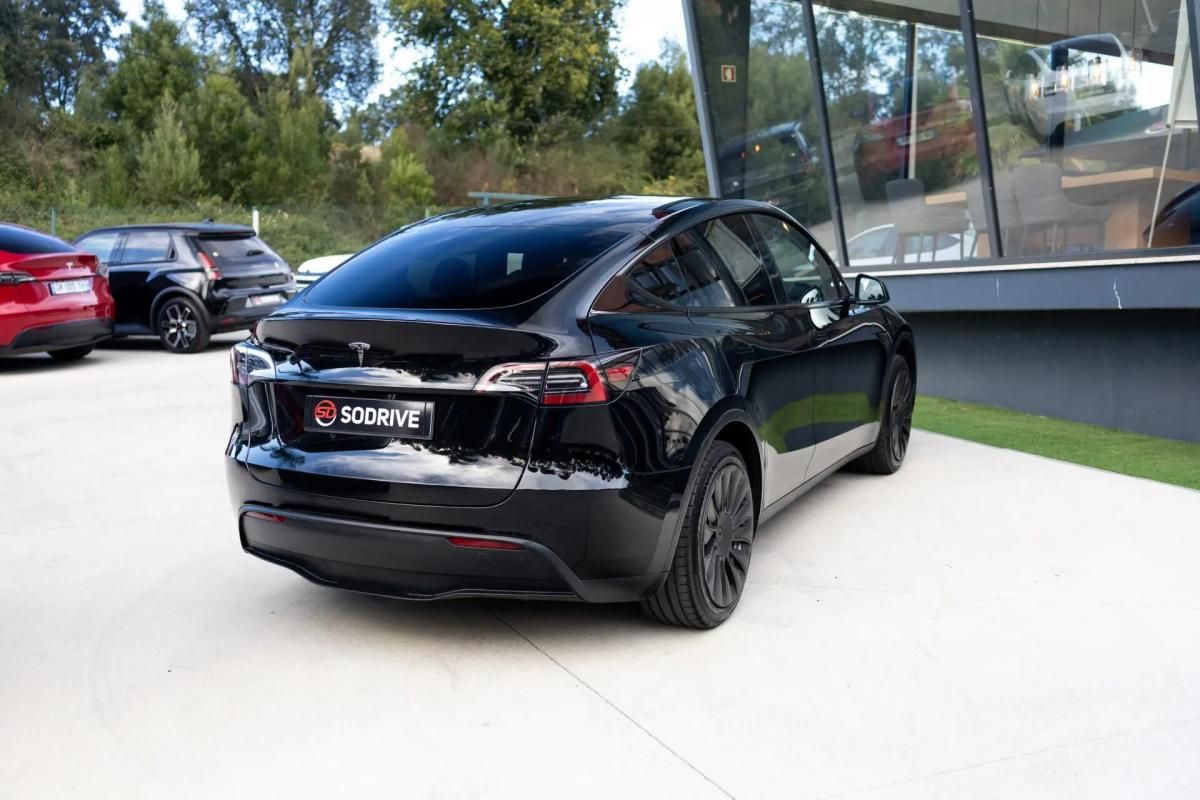 tesla-model-y-2023-eletrico-0cc
