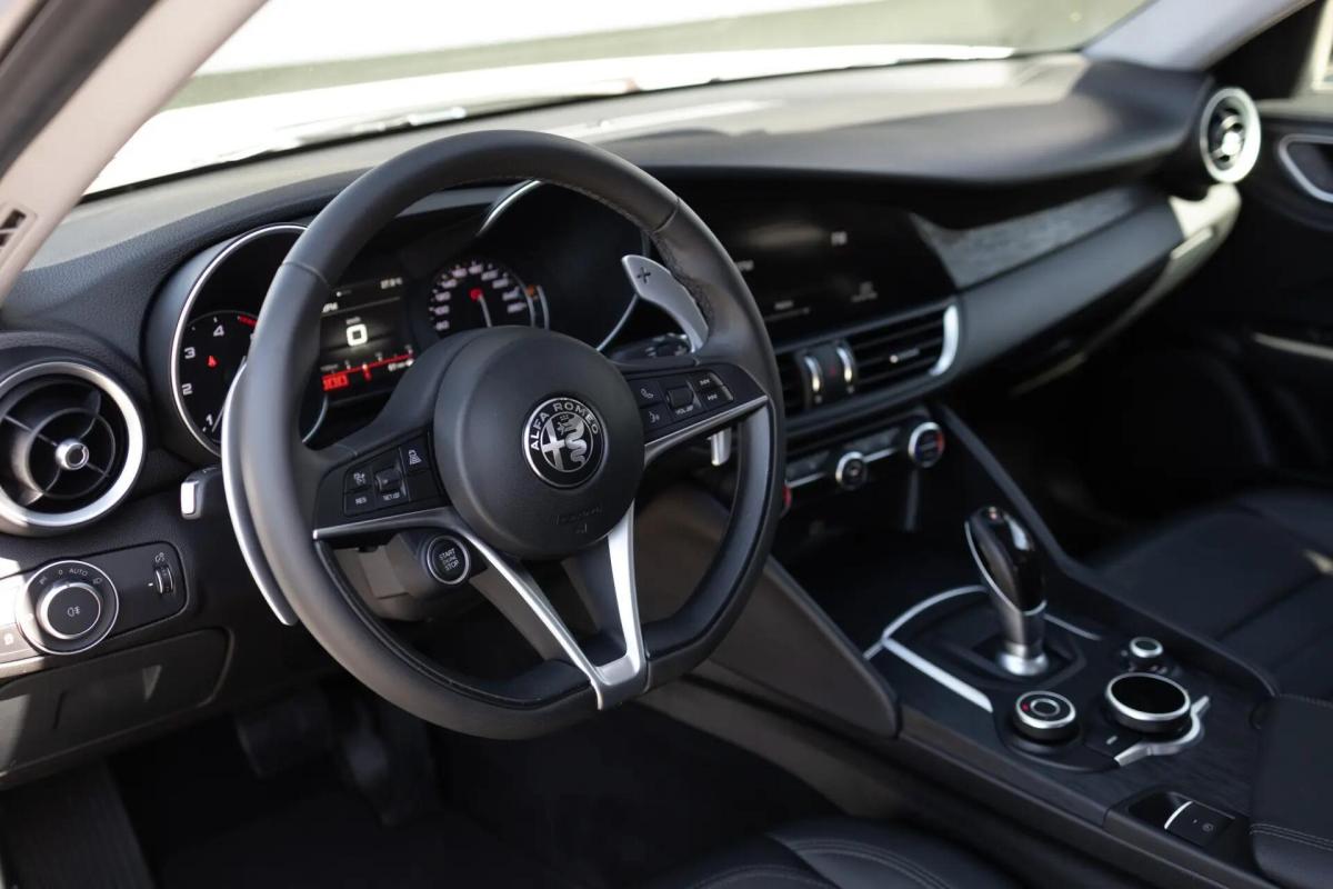 alfa-romeo-giulia-2019-diesel-2143cc