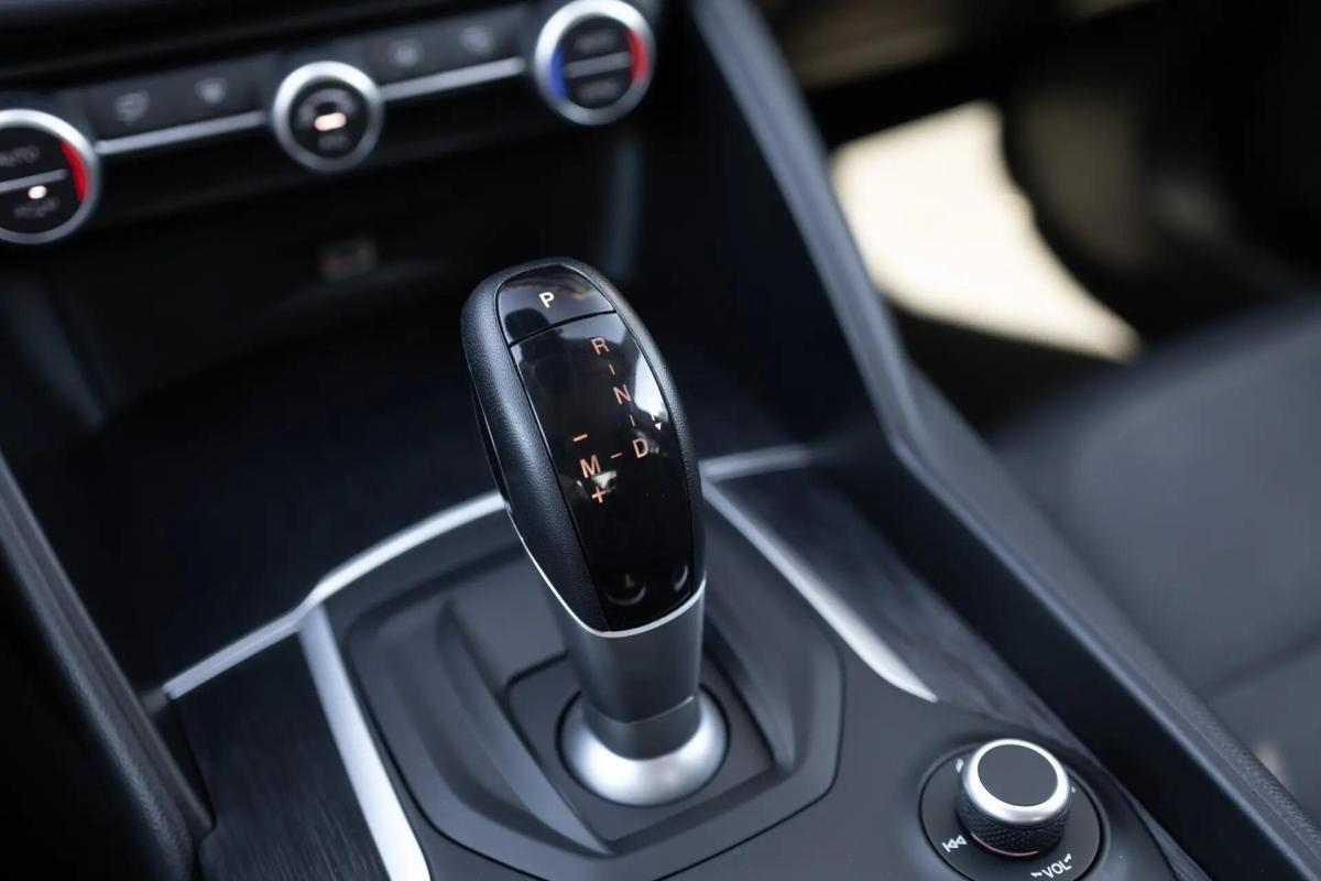 alfa-romeo-giulia-2019-diesel-2143cc