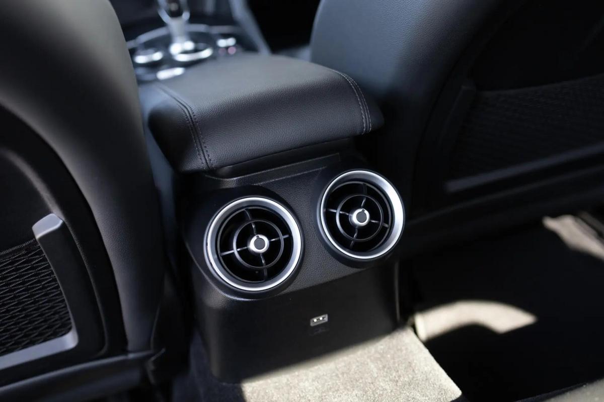 alfa-romeo-giulia-2019-diesel-2143cc
