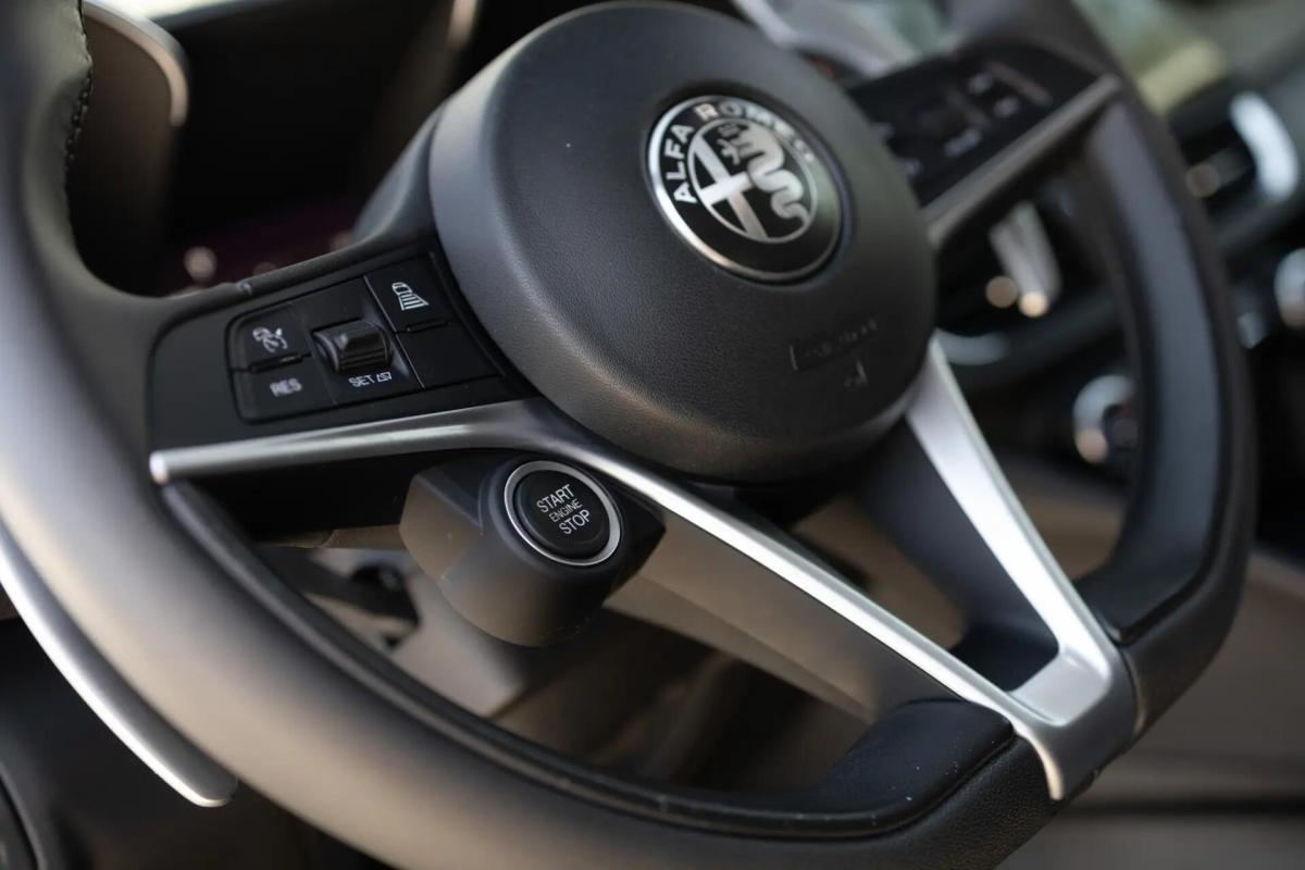 alfa-romeo-giulia-2019-diesel-2143cc