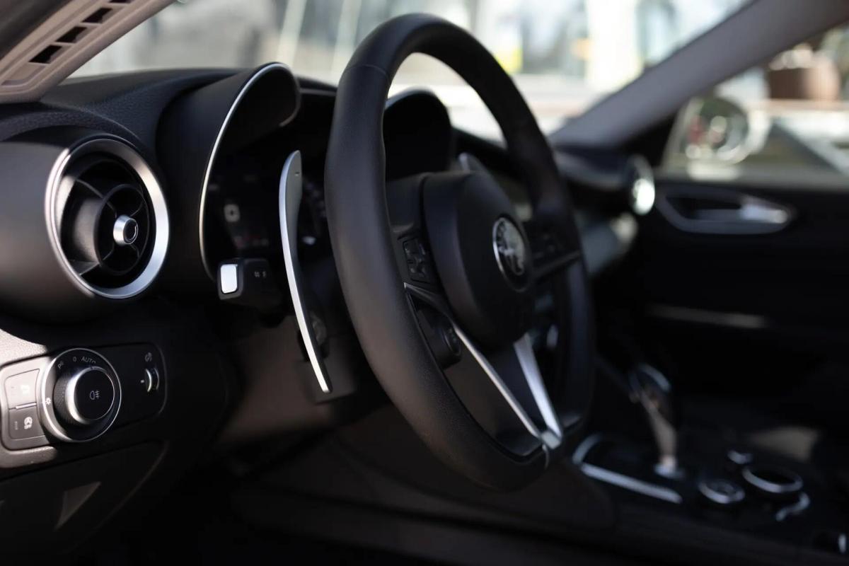 alfa-romeo-giulia-2019-diesel-2143cc