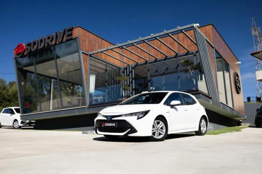toyota-corolla-2021-hibrido-a-gasolina-1798cc