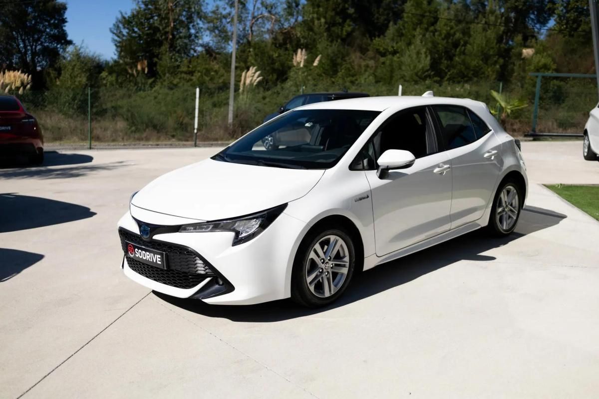 toyota-corolla-2021-hibrido-a-gasolina-1798cc
