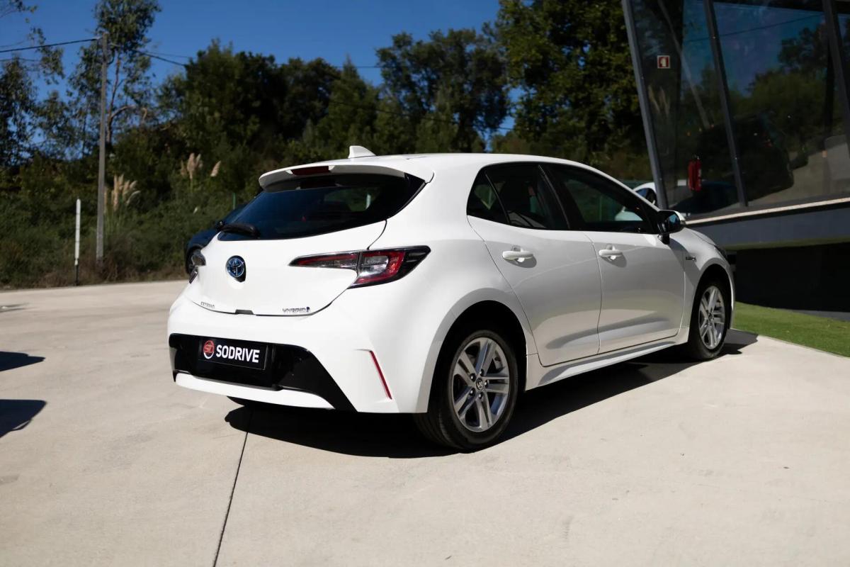toyota-corolla-2021-hibrido-a-gasolina-1798cc