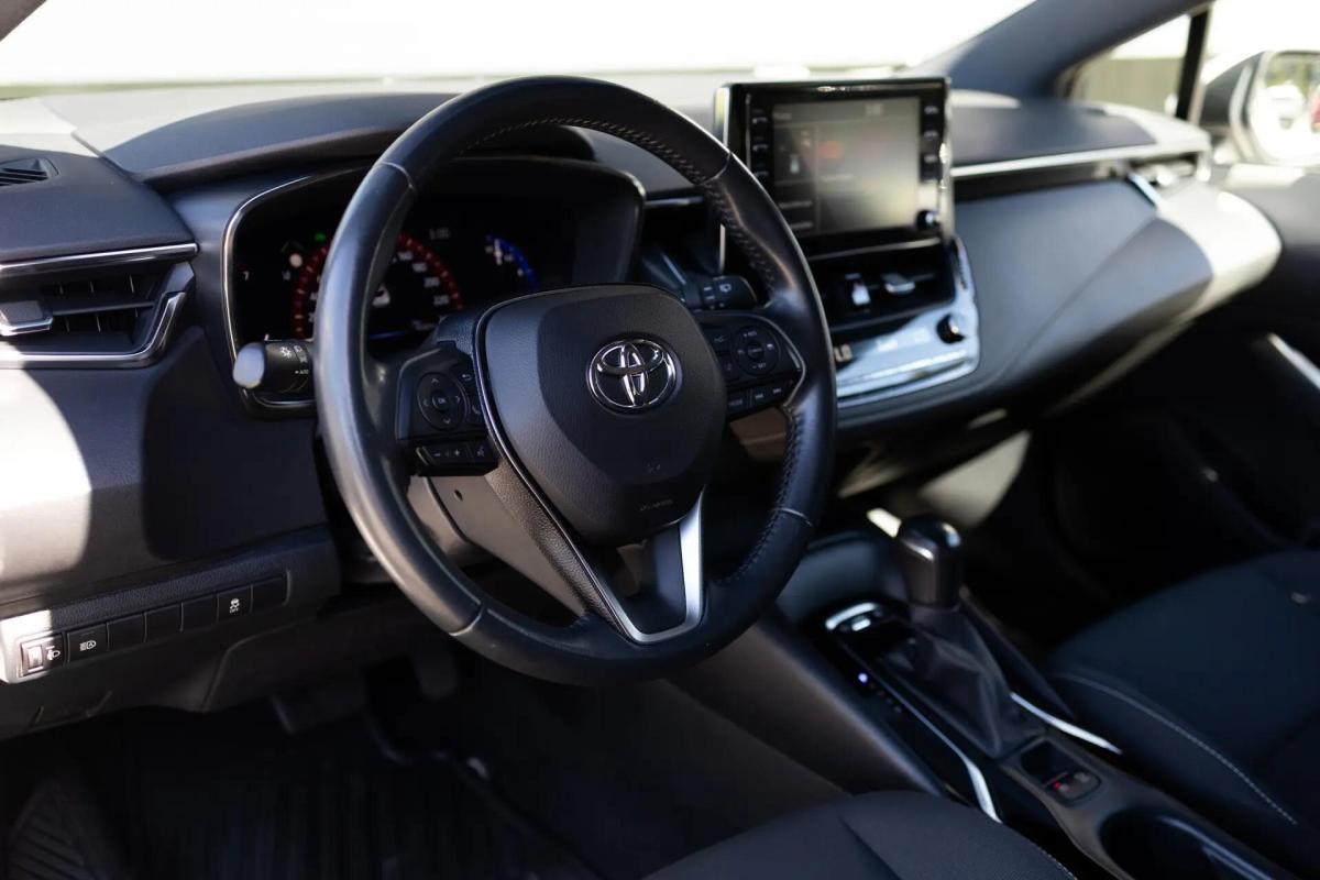 toyota-corolla-2021-hibrido-a-gasolina-1798cc