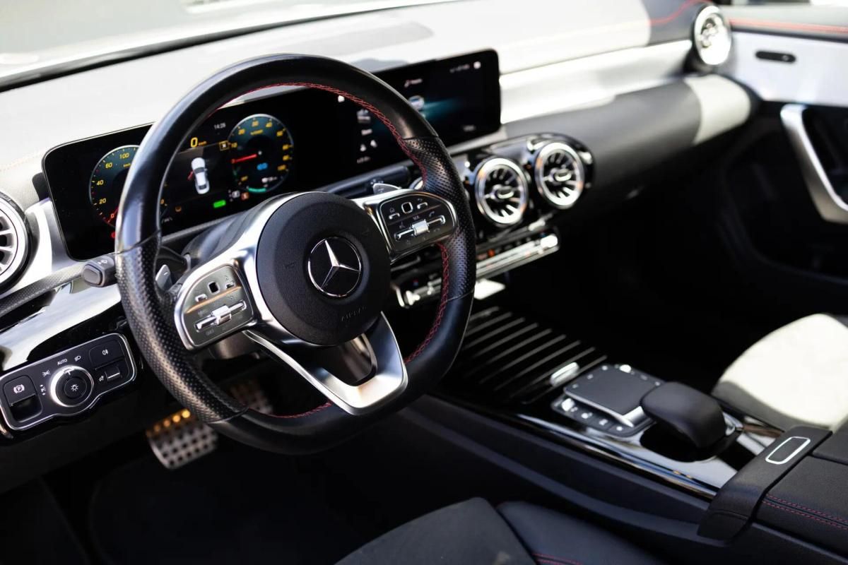 mercedes-benz-cla-250e-2021-hibrido-a-gasolina-1332cc