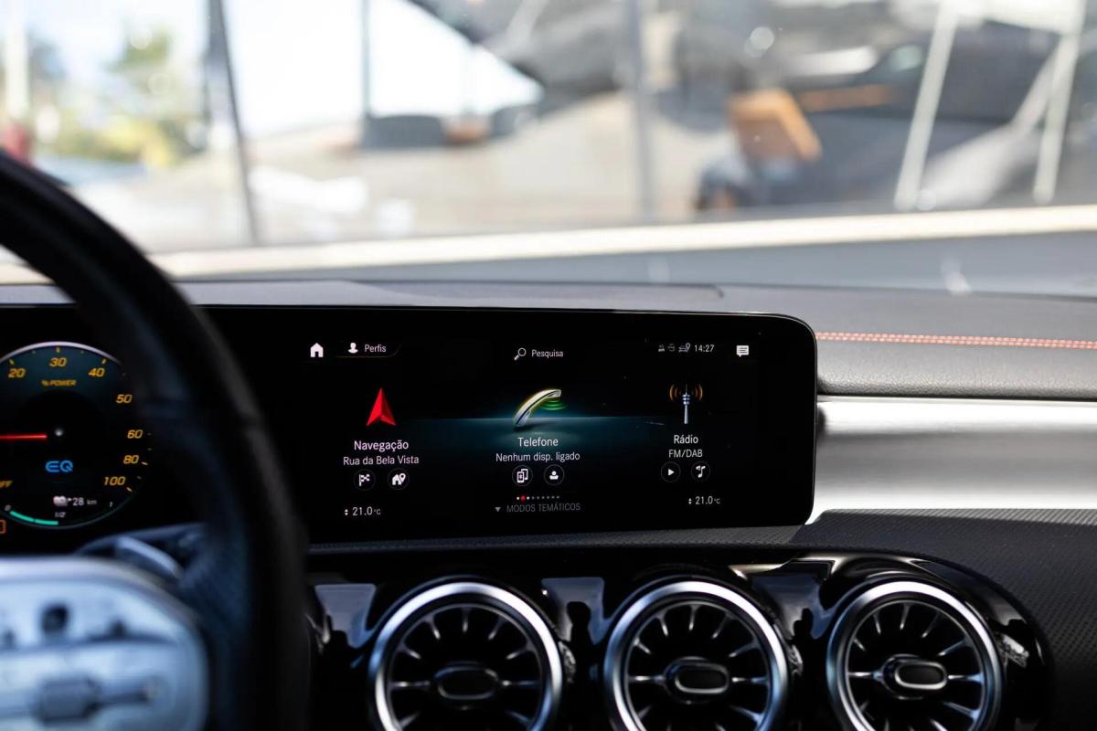 mercedes-benz-cla-250e-2021-hibrido-a-gasolina-1332cc