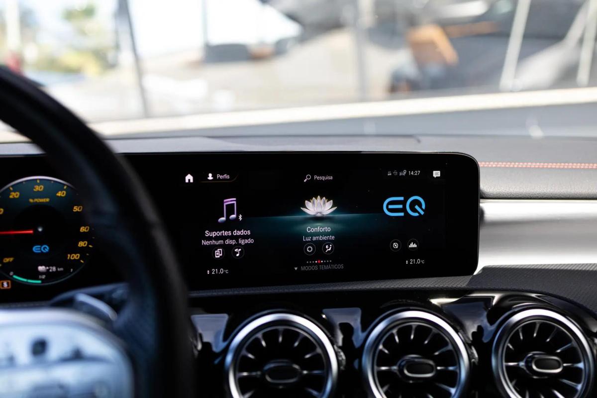 mercedes-benz-cla-250e-2021-hibrido-a-gasolina-1332cc