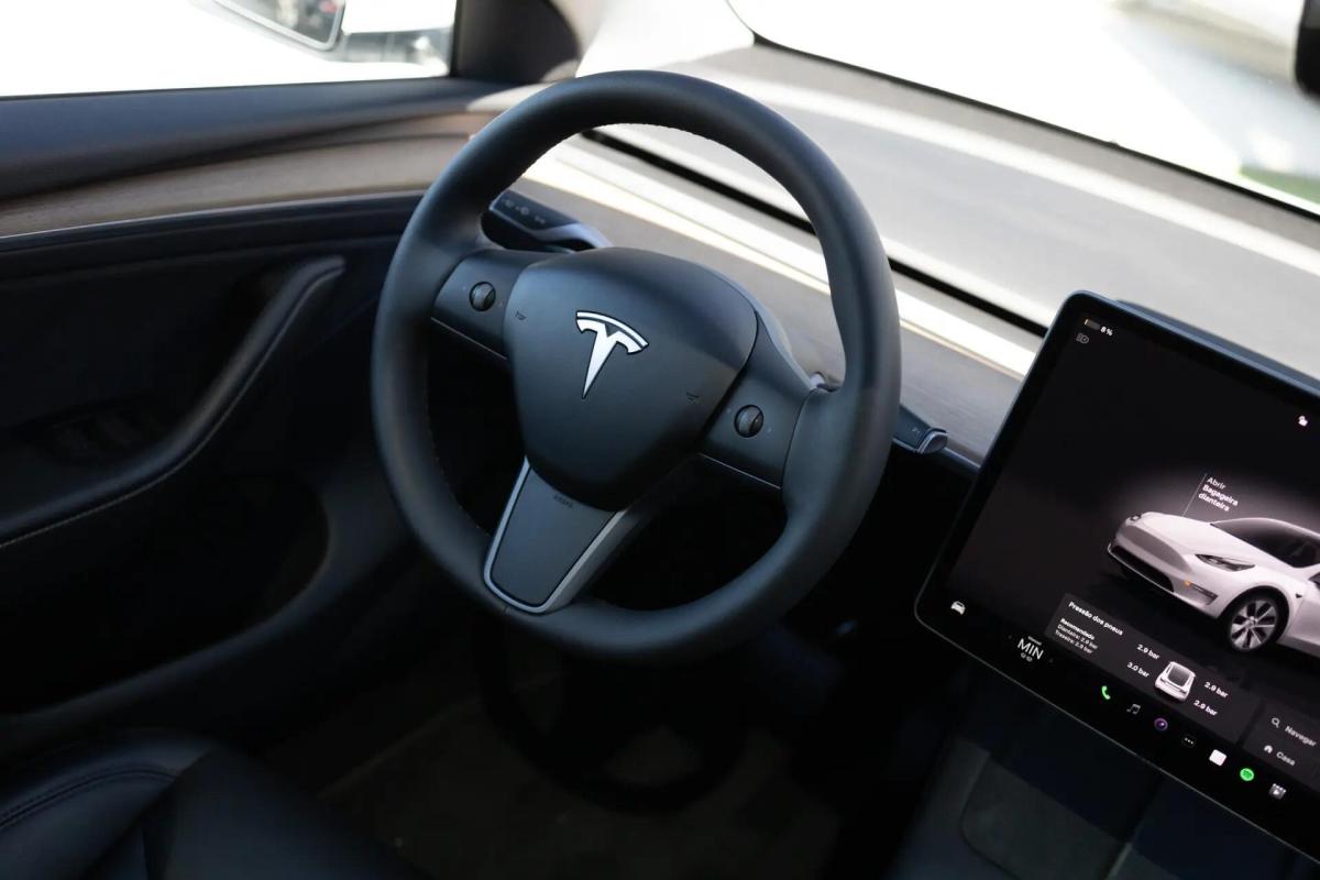 tesla-model-y-2023-eletrico-0cc