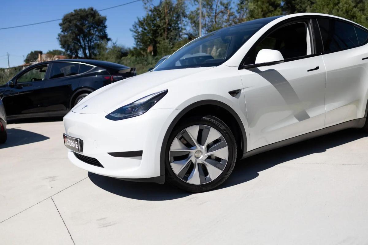 tesla-model-y-2023-eletrico-0cc
