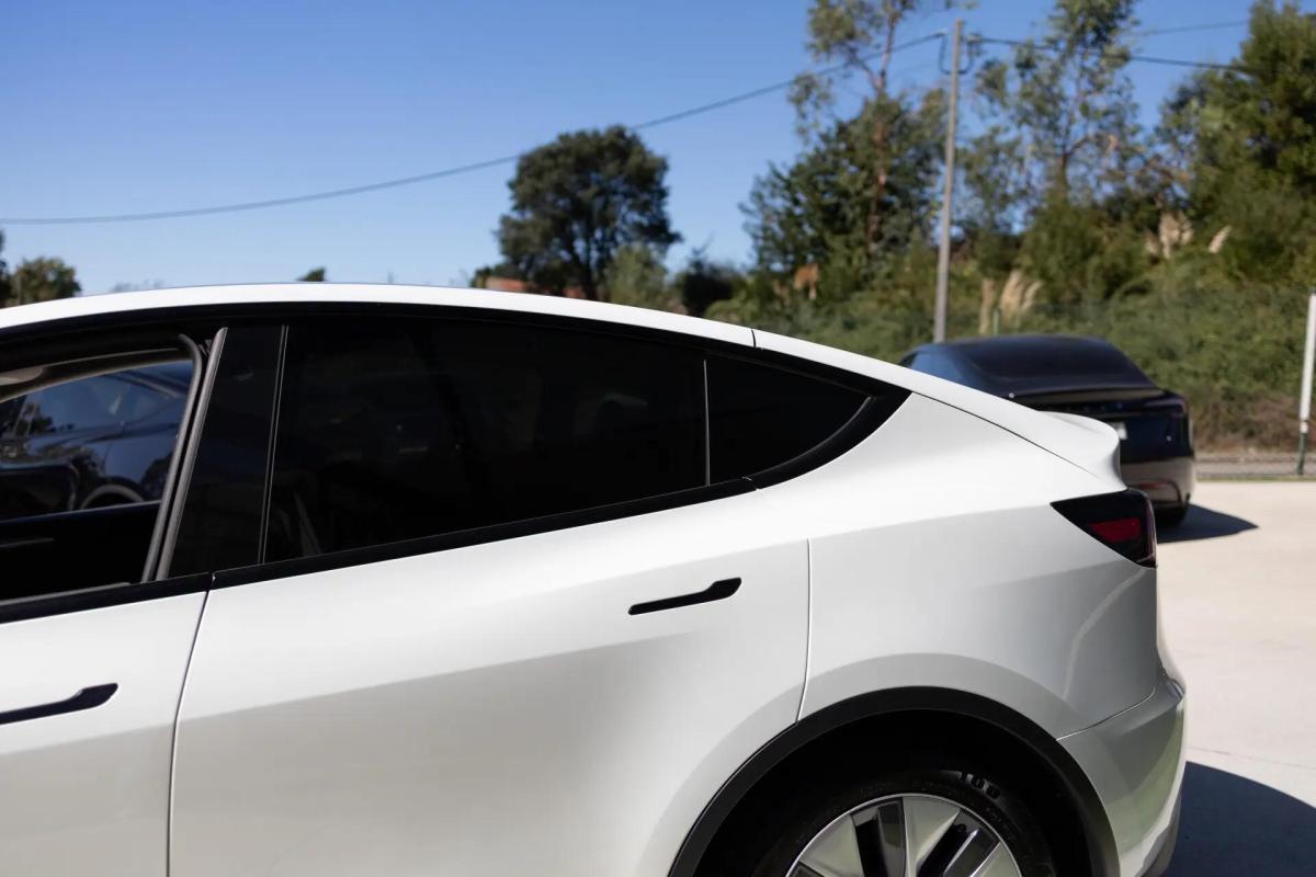 tesla-model-y-2023-eletrico-0cc