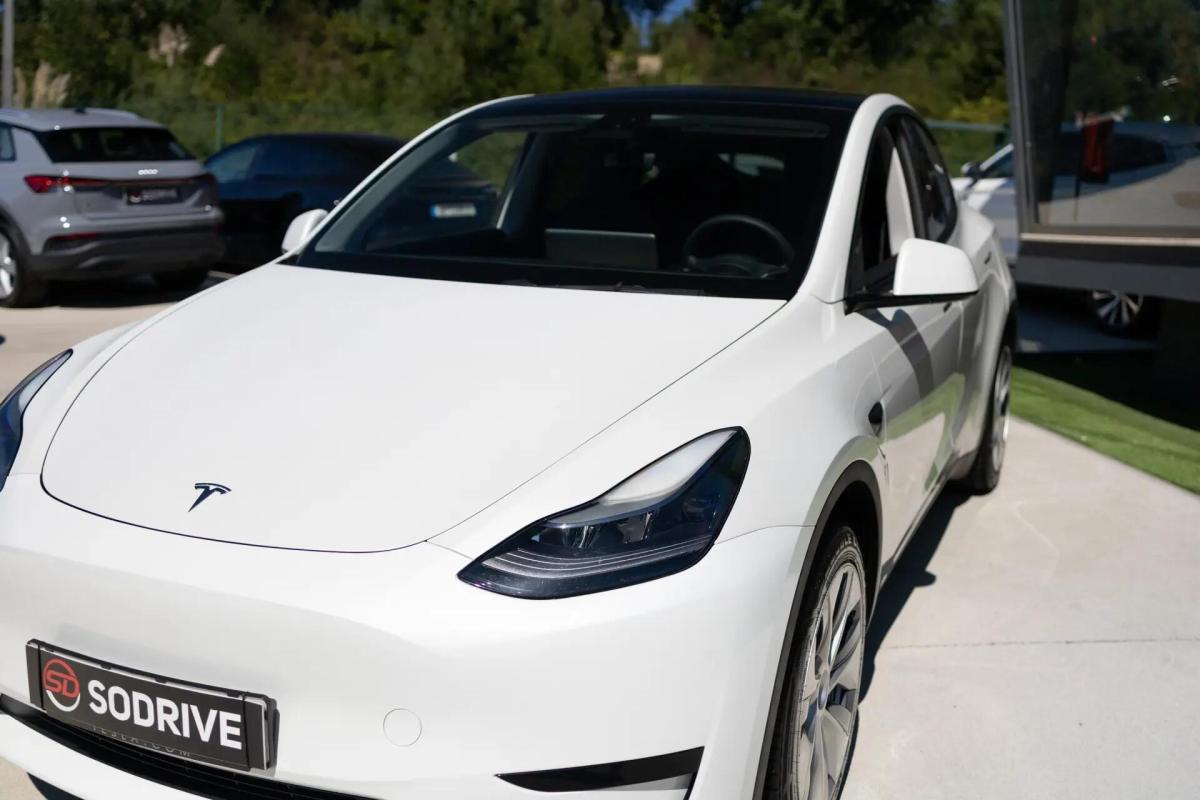 tesla-model-y-2023-eletrico-0cc