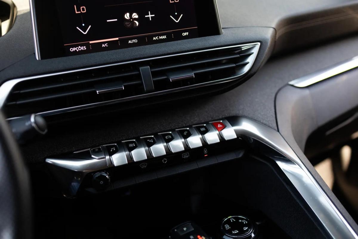 peugeot-3008-2017-diesel-1560cc