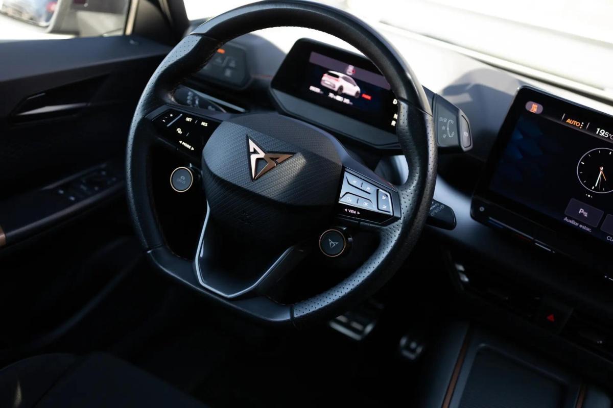 cupra-born-2023-eletrico-0cc