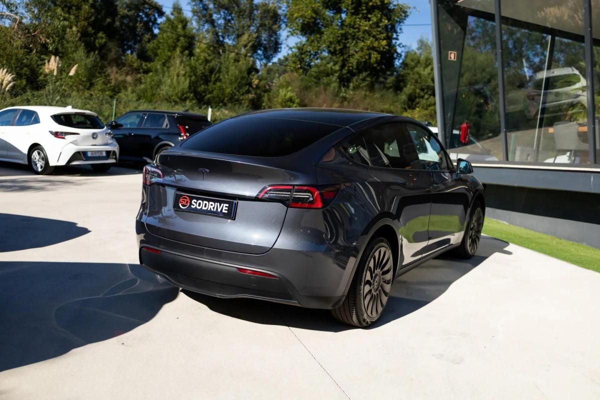 tesla-model-y-2023-eletrico-0cc