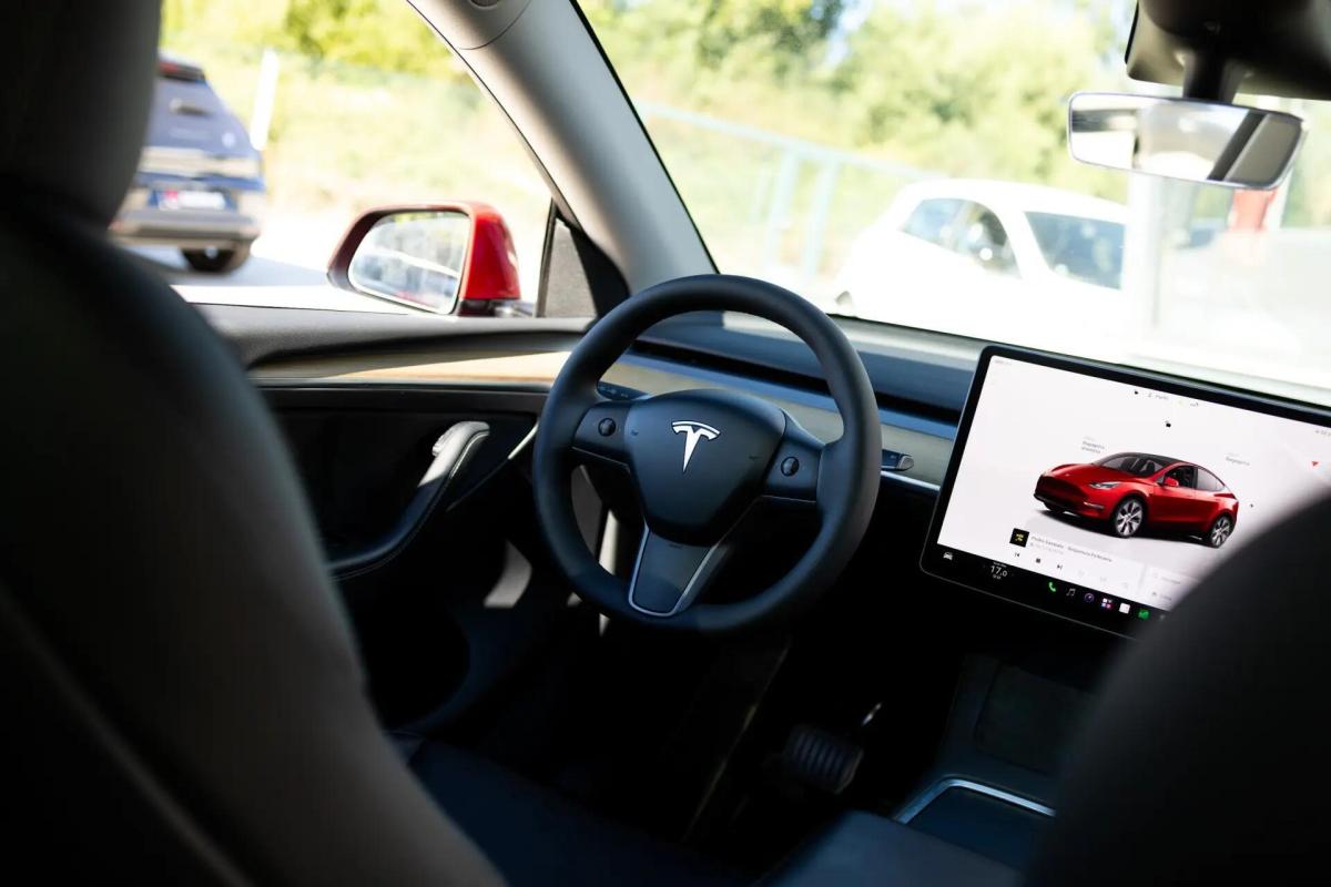 tesla-model-y-2023-eletrico-0cc
