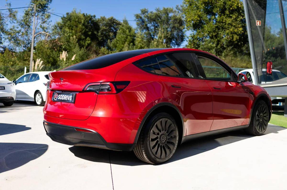 tesla-model-y-2023-eletrico-0cc