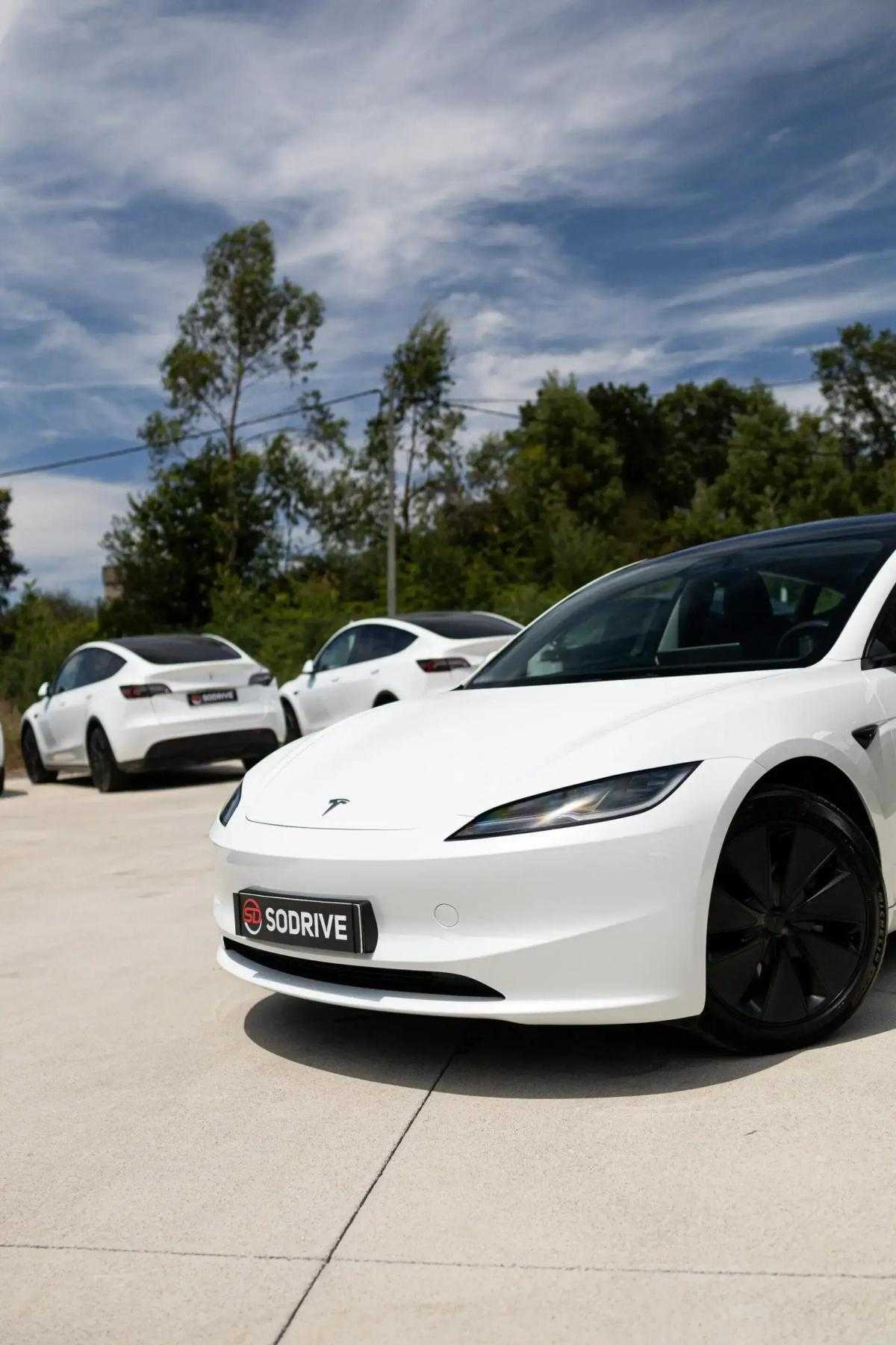 tesla-model-3-2024-eletrico-0cc