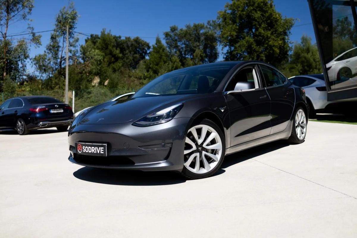 tesla-model-3-2019-eletrico-0cc