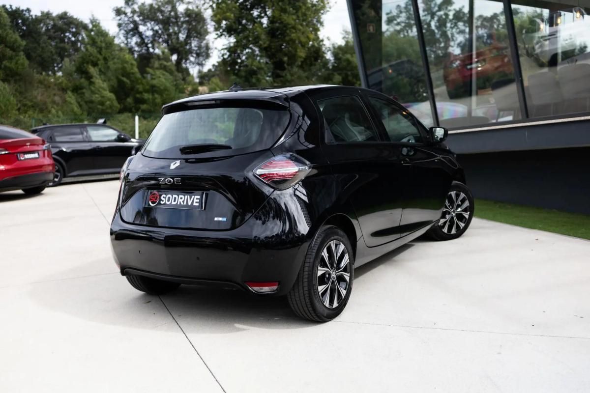 renault-zoe-2021-eletrico-0cc
