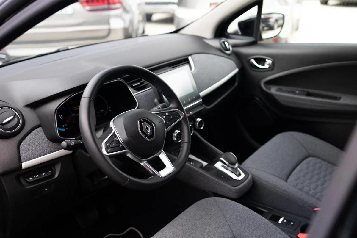 renault-zoe-2021-eletrico-0cc