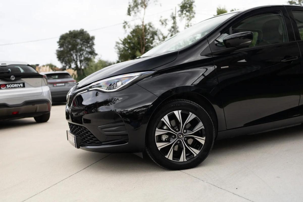 renault-zoe-2021-eletrico-0cc