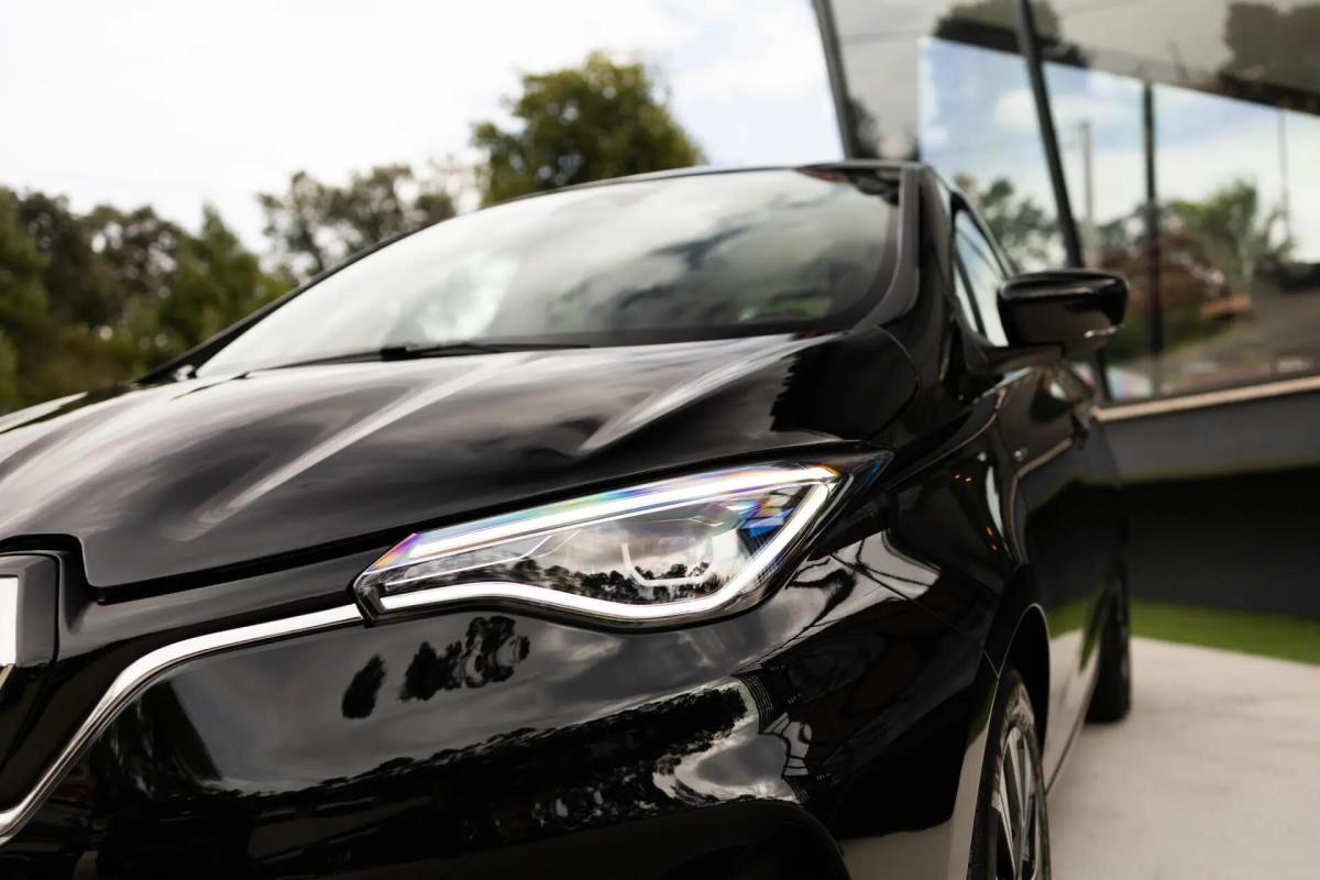 renault-zoe-2021-eletrico-0cc