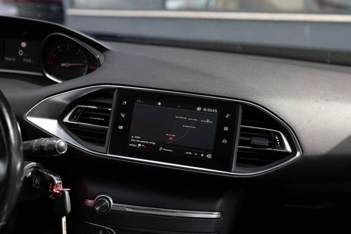 peugeot-308-2018-diesel-1560cc