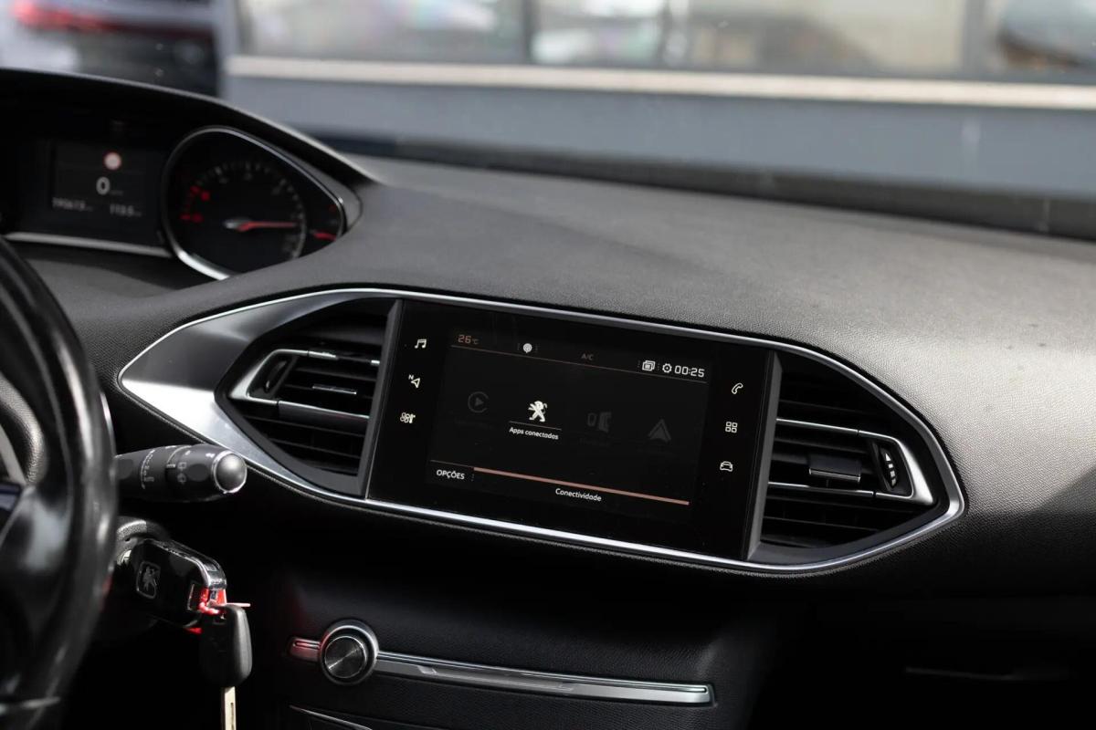 peugeot-308-2018-diesel-1560cc