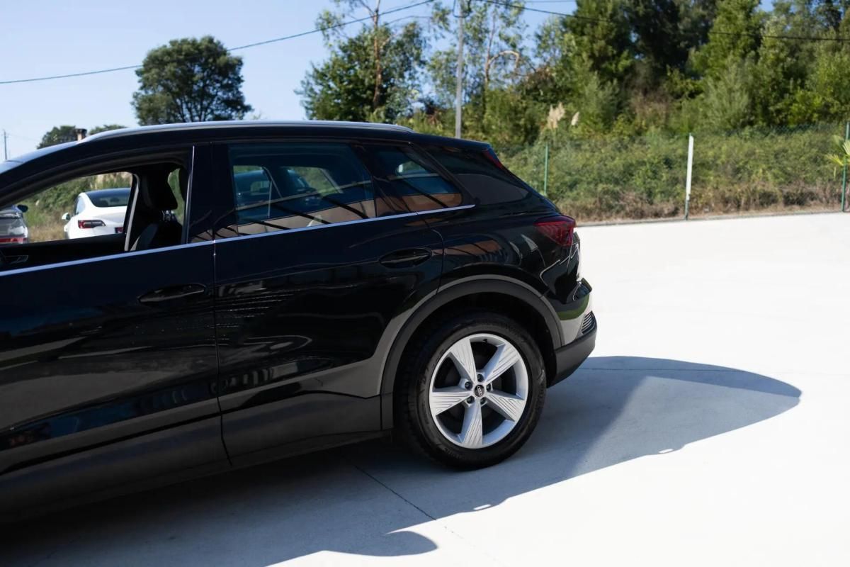 audi-q4-e-tron-2021-eletrico-0cc
