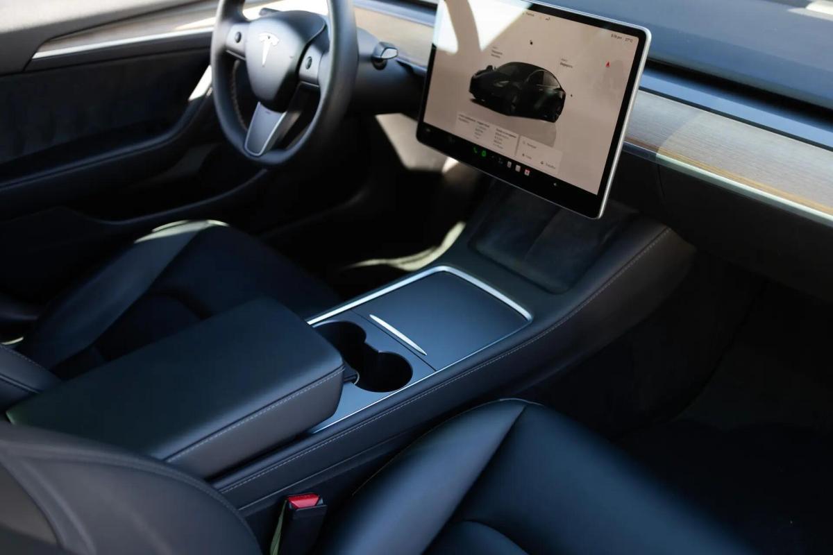 tesla-model-3-2022-eletrico-0cc
