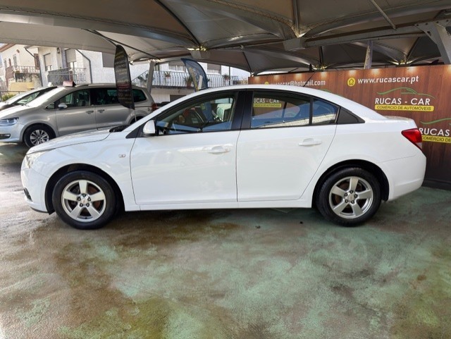 chevrolet-cruze-2012-gasolina-1598cc