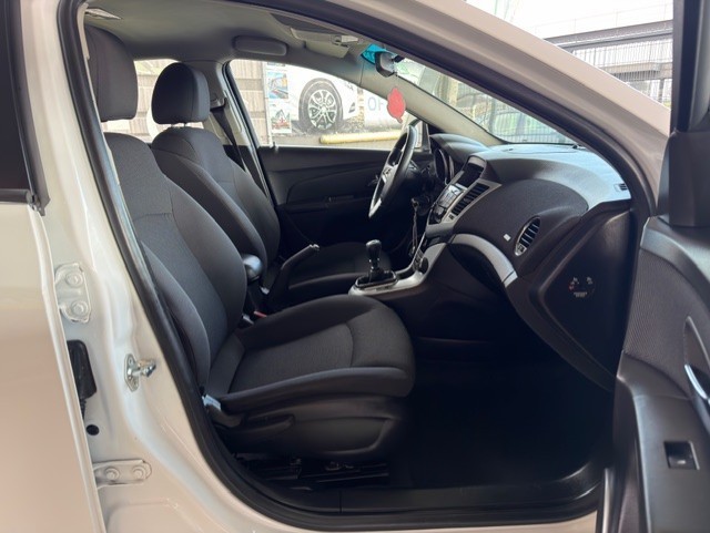 chevrolet-cruze-2012-gasolina-1598cc