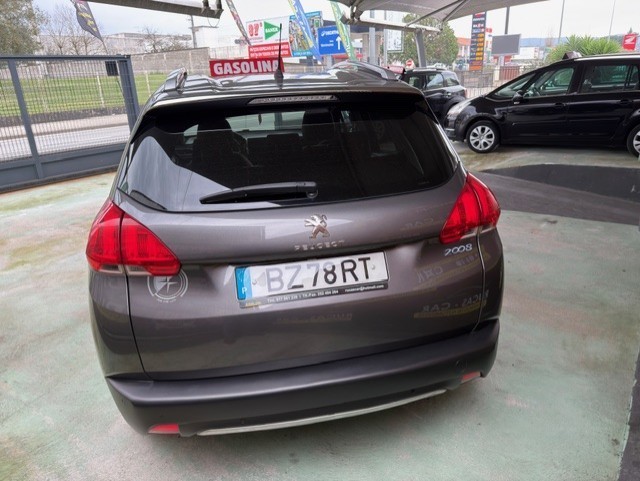 peugeot-2008-2016-gasolina-1199cc