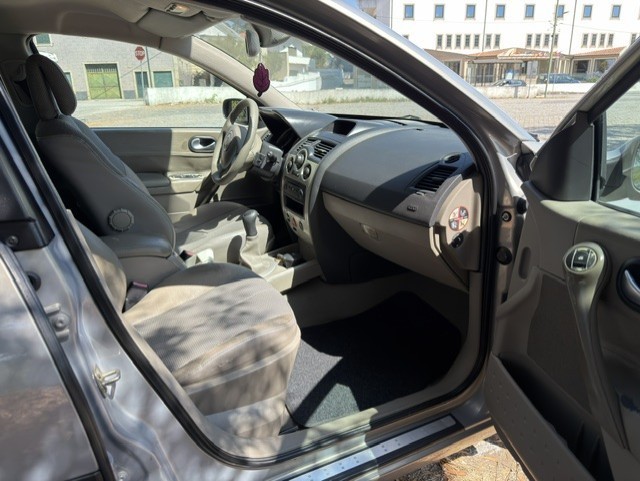 renault-megane-2003-diesel-1461cc