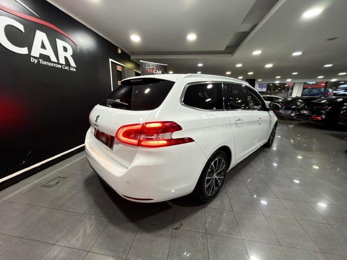peugeot-308-sw-2015-gasolina-1199cc