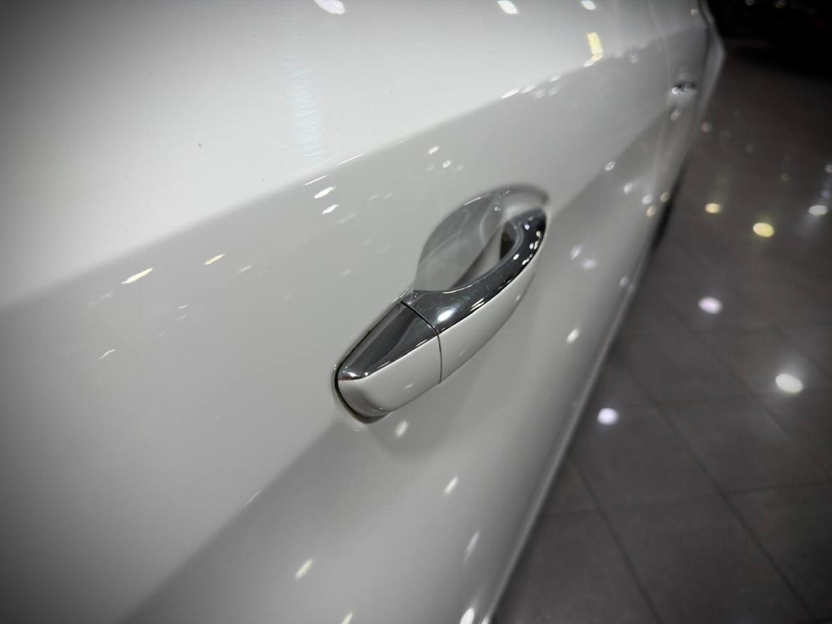 peugeot-308-sw-2015-gasolina-1199cc