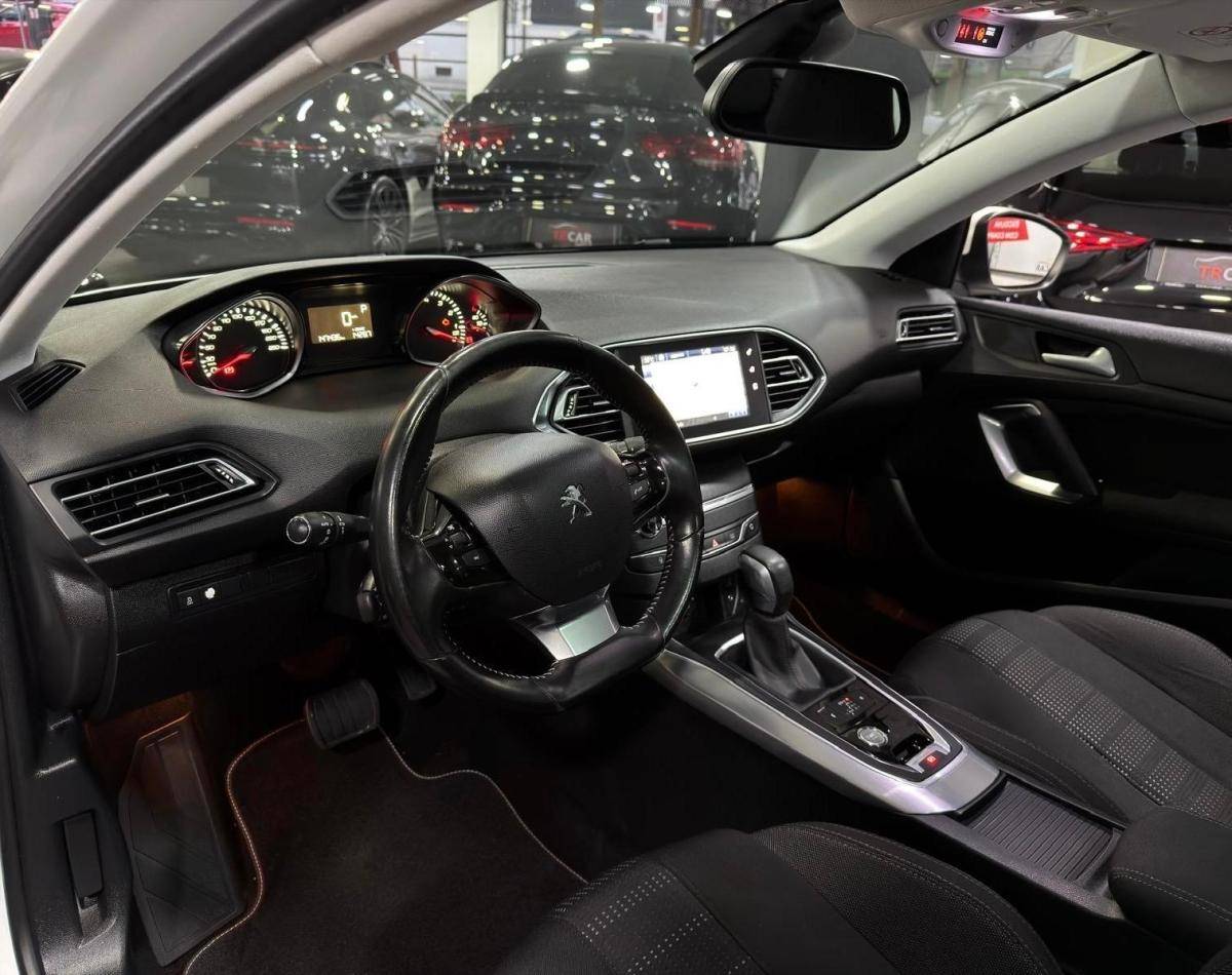 peugeot-308-sw-2015-gasolina-1199cc