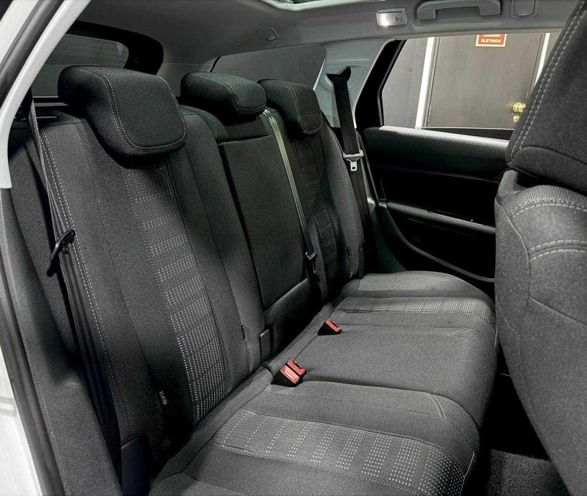 peugeot-308-sw-2015-gasolina-1199cc