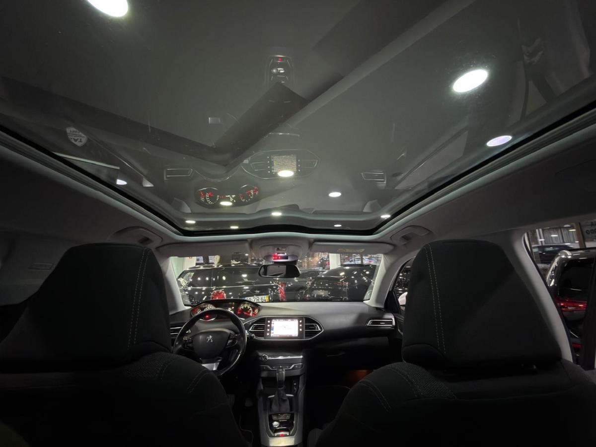 peugeot-308-sw-2015-gasolina-1199cc