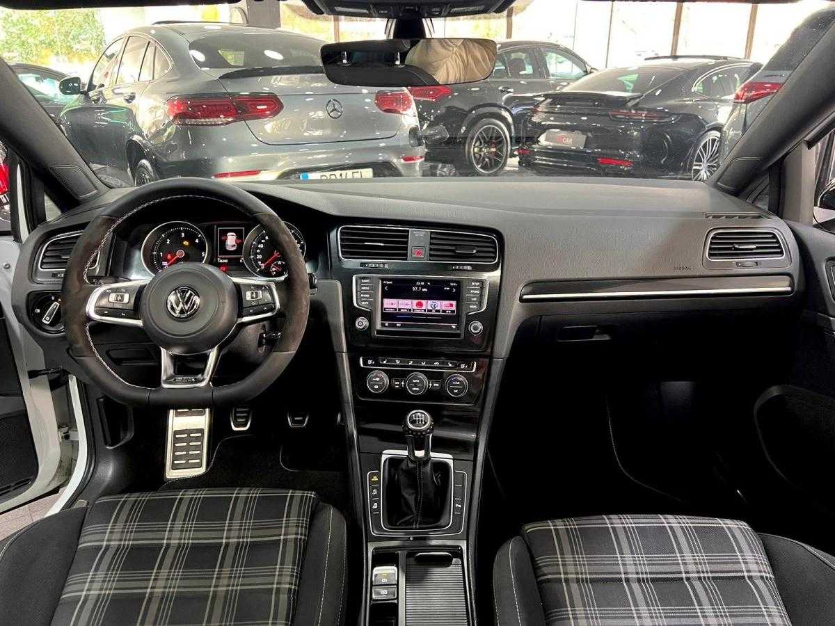 volkswagen-golf-2014-diesel-1968cc