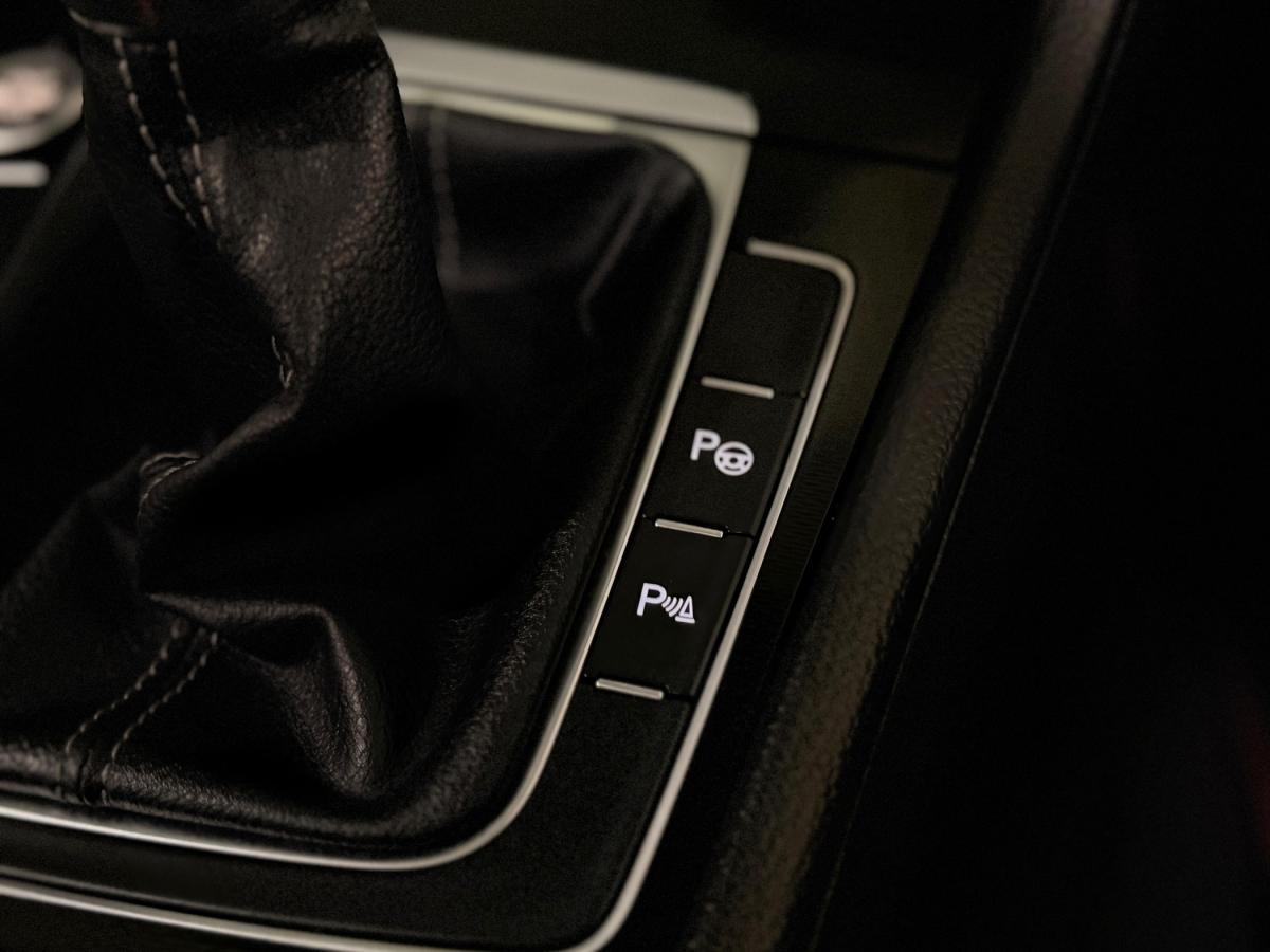 volkswagen-golf-2014-diesel-1968cc