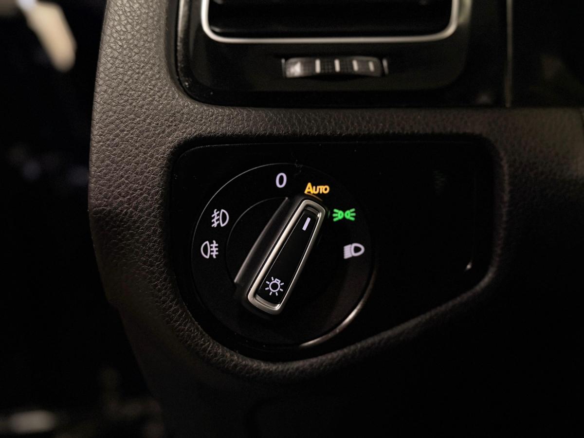 volkswagen-golf-2014-diesel-1968cc