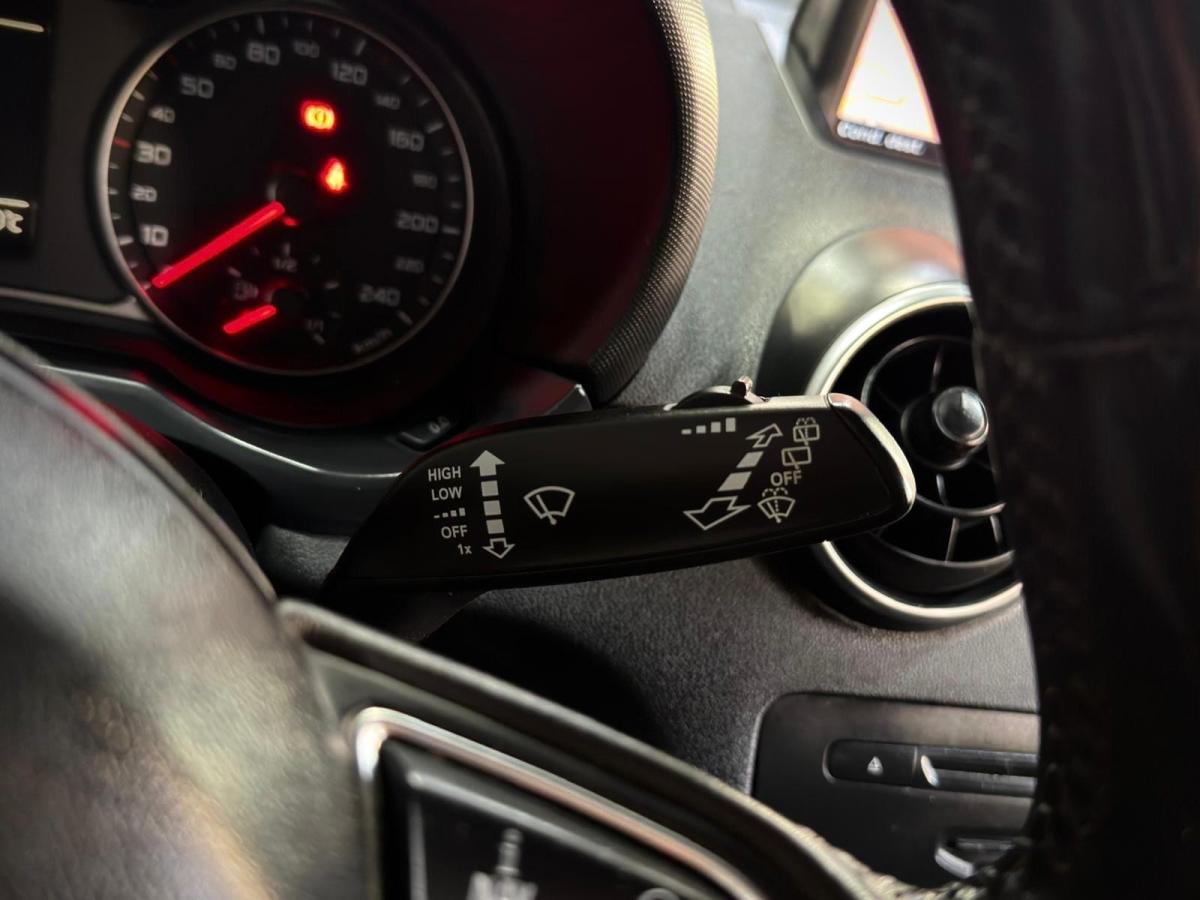 audi-a1-2011-gasolina-1197cc