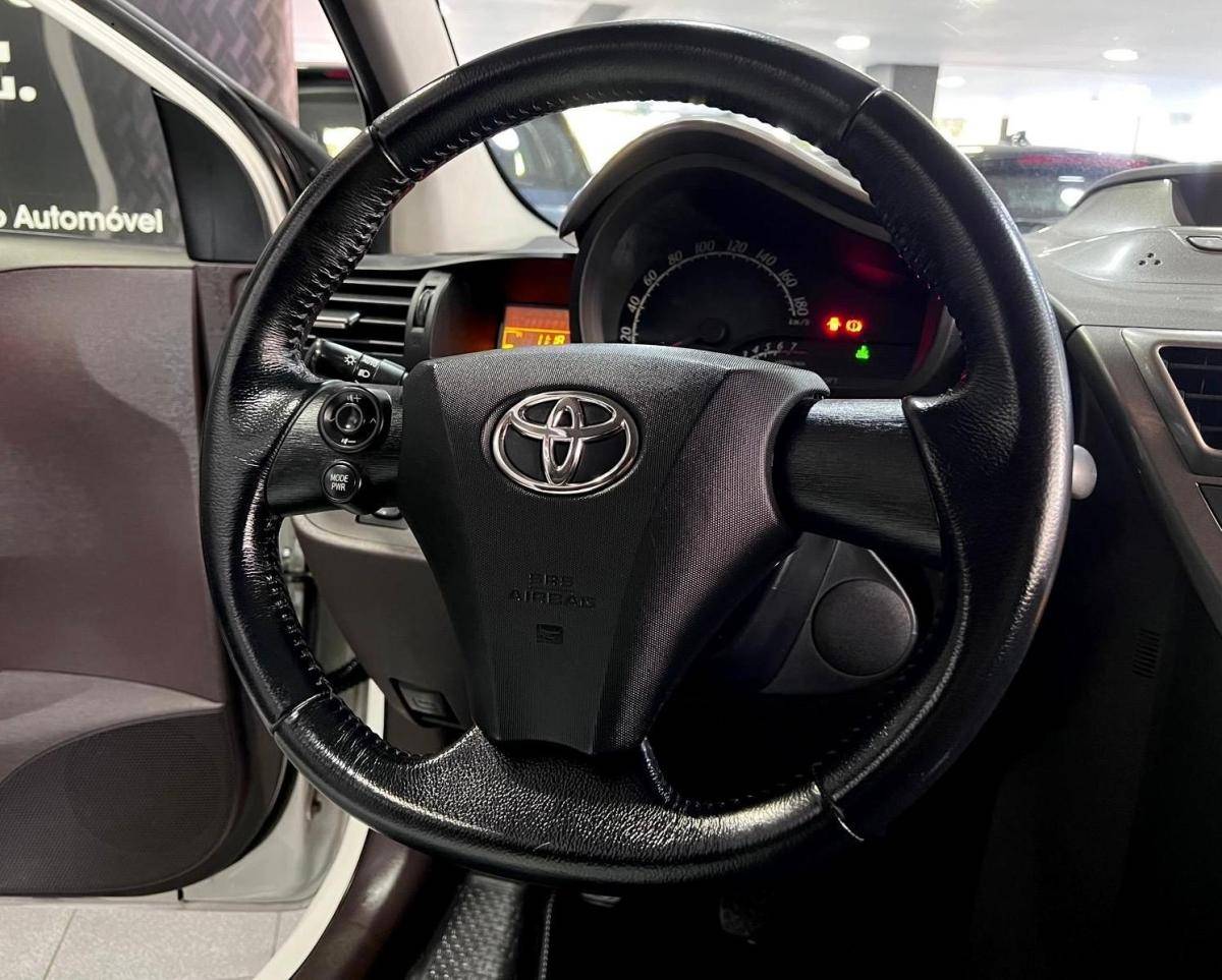 toyota-iq-2009-gasolina-998cc