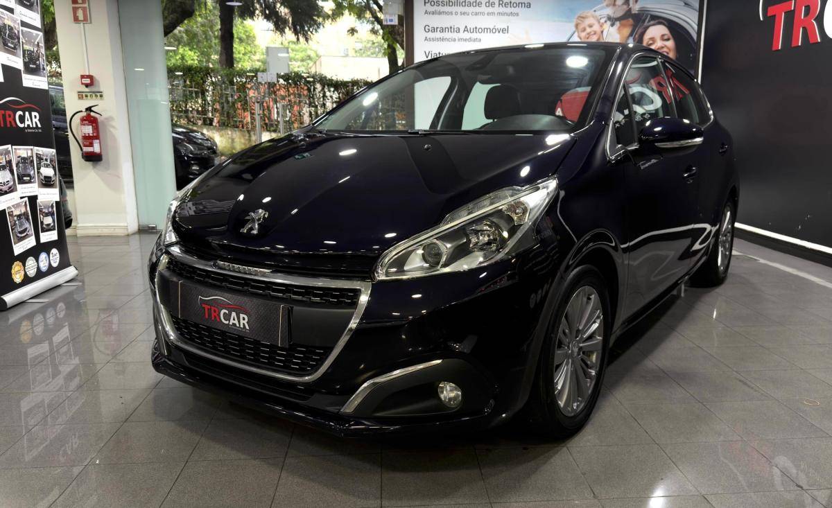 peugeot-208-2019-diesel-1499cc