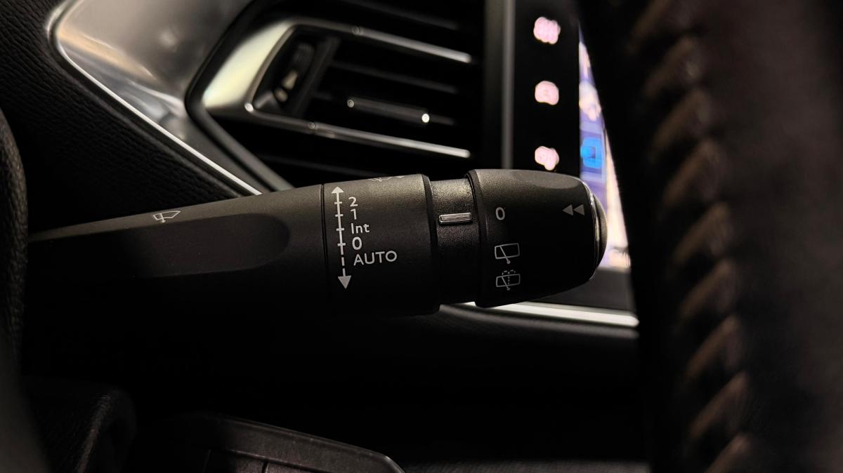 peugeot-308-2015-diesel-1560cc