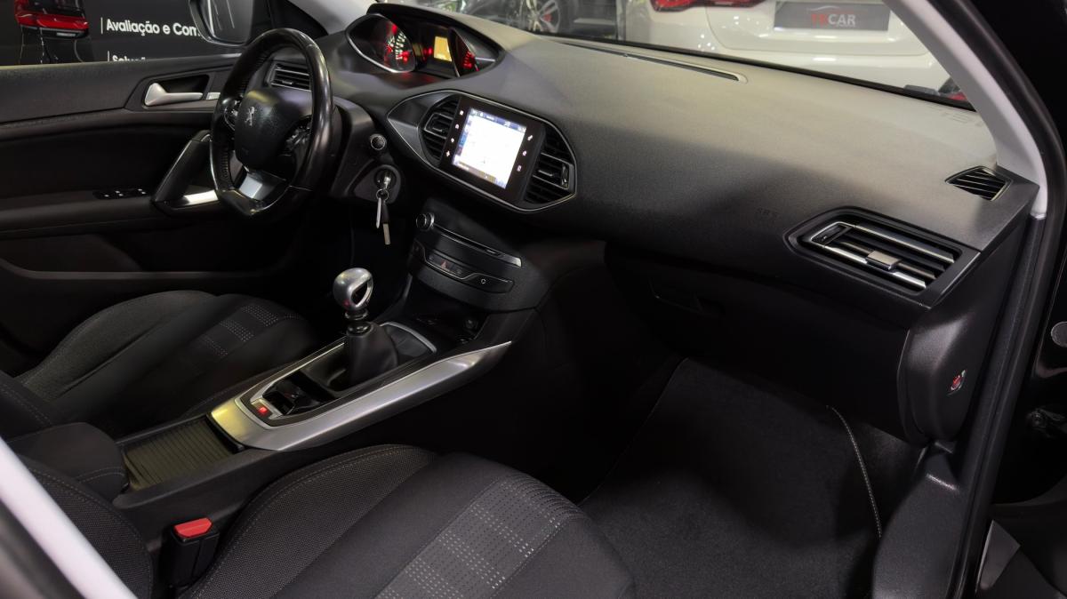 peugeot-308-2015-diesel-1560cc