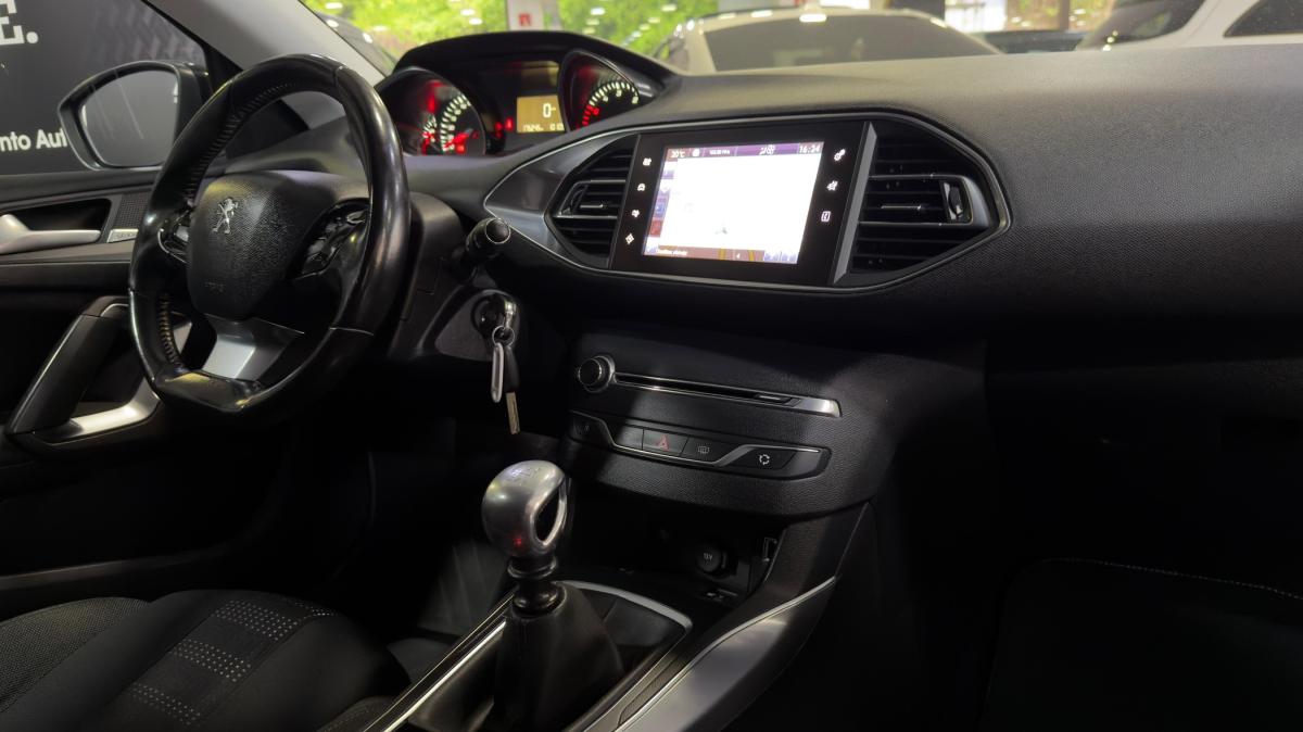 peugeot-308-2015-diesel-1560cc